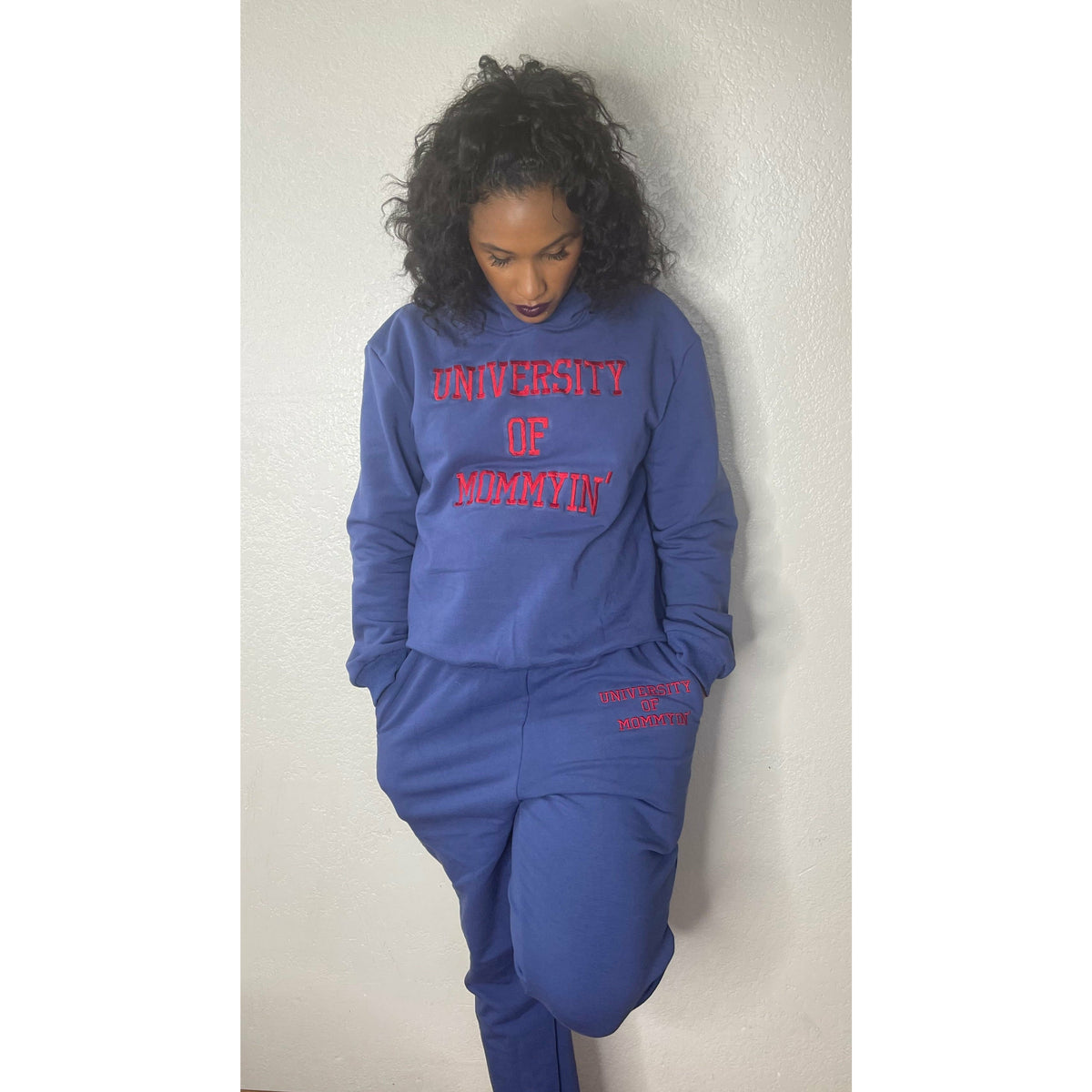 University of Mommyin Sweatsuit - Navy and Red